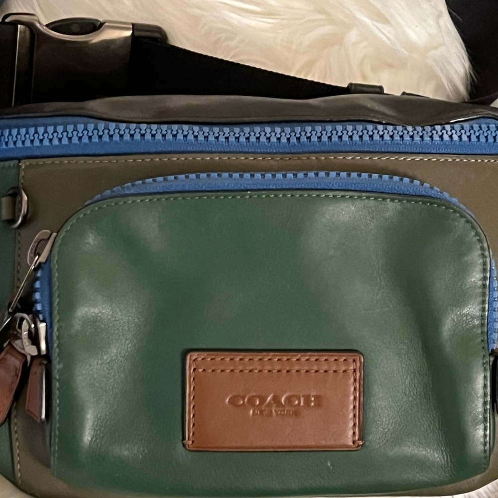 COACH Color block crossbody bag